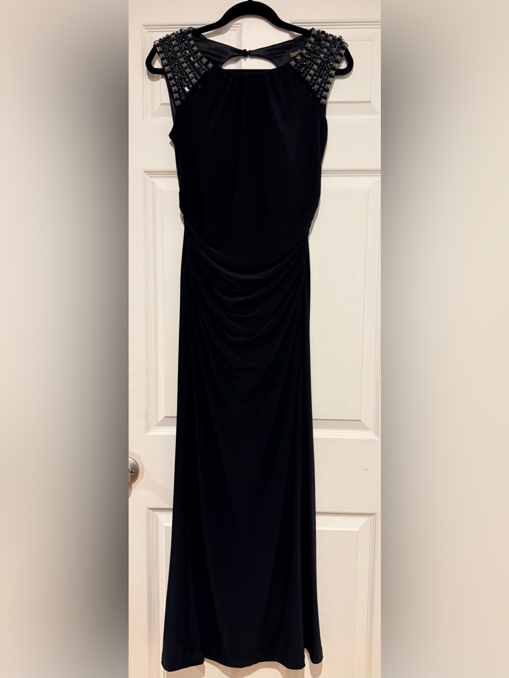 EUC Laundry By Shelli Segal Platinum Studded and Black Gem Stretch Formal Gown